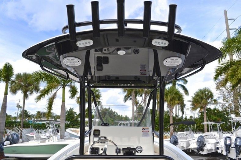 Thumbnail 21 for New 2013 Cobia 256 Center Console boat for sale in West Palm Beach, FL