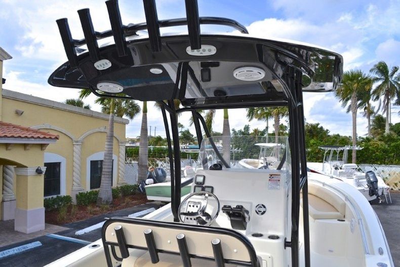 Thumbnail 26 for New 2013 Cobia 256 Center Console boat for sale in West Palm Beach, FL