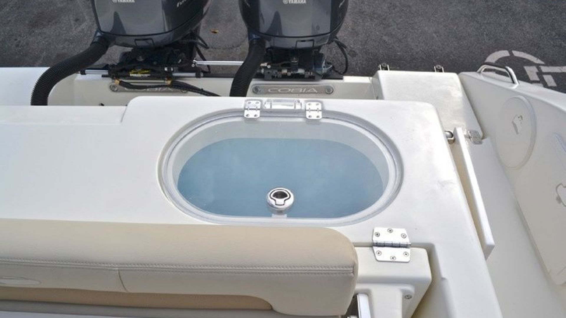 New 2013 Cobia 256 Center Console #K013 image 36