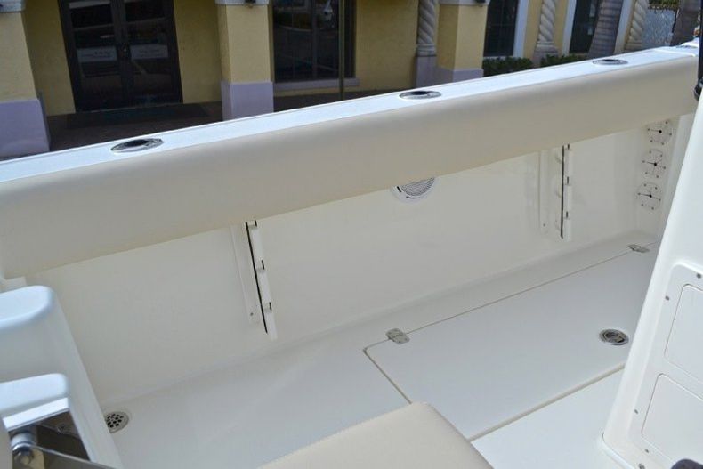 Thumbnail 40 for New 2013 Cobia 256 Center Console boat for sale in West Palm Beach, FL