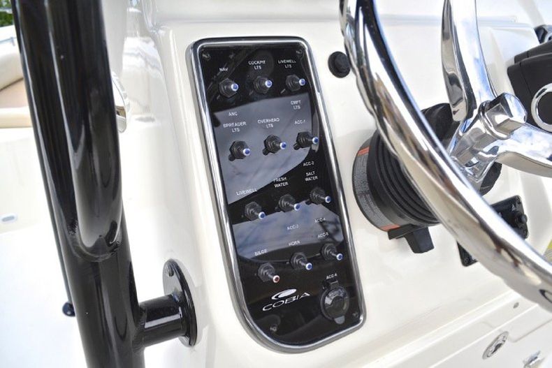 Thumbnail 57 for New 2013 Cobia 256 Center Console boat for sale in West Palm Beach, FL