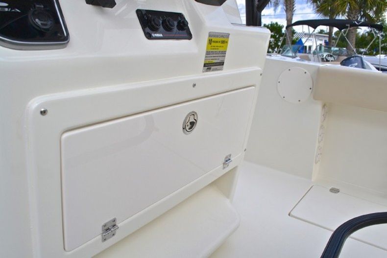 Thumbnail 58 for New 2013 Cobia 256 Center Console boat for sale in West Palm Beach, FL