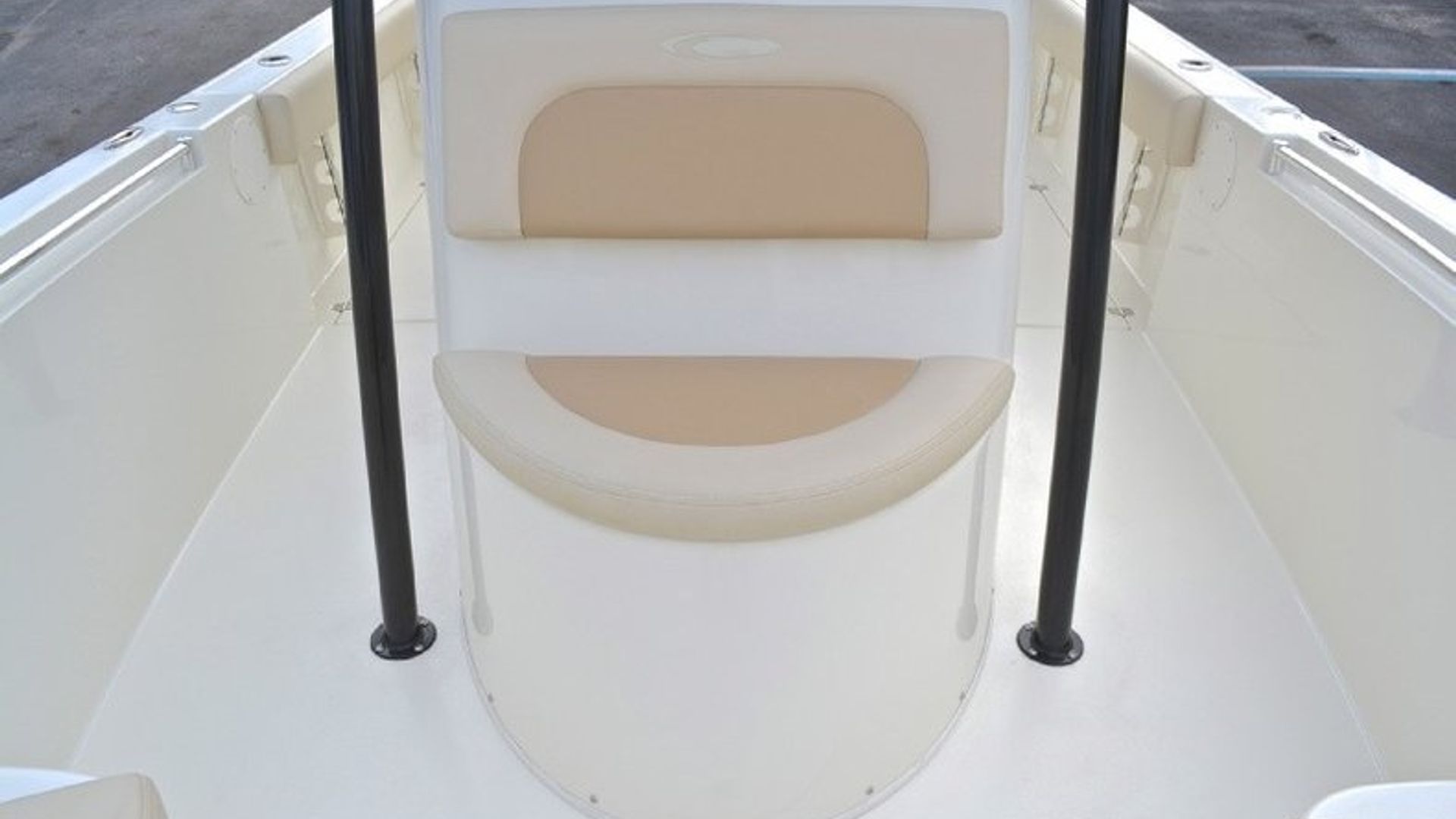 New 2013 Cobia 256 Center Console #K013 image 85