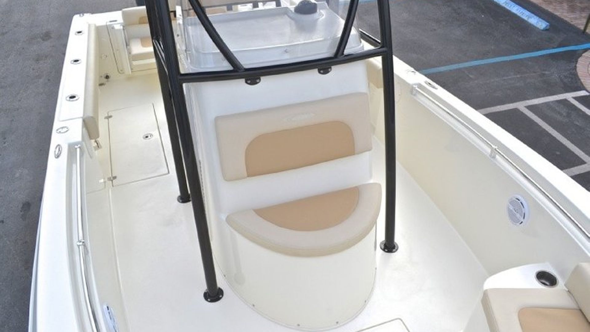 New 2013 Cobia 256 Center Console #K013 image 92