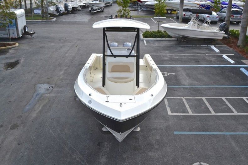 Thumbnail 107 for New 2013 Cobia 256 Center Console boat for sale in West Palm Beach, FL