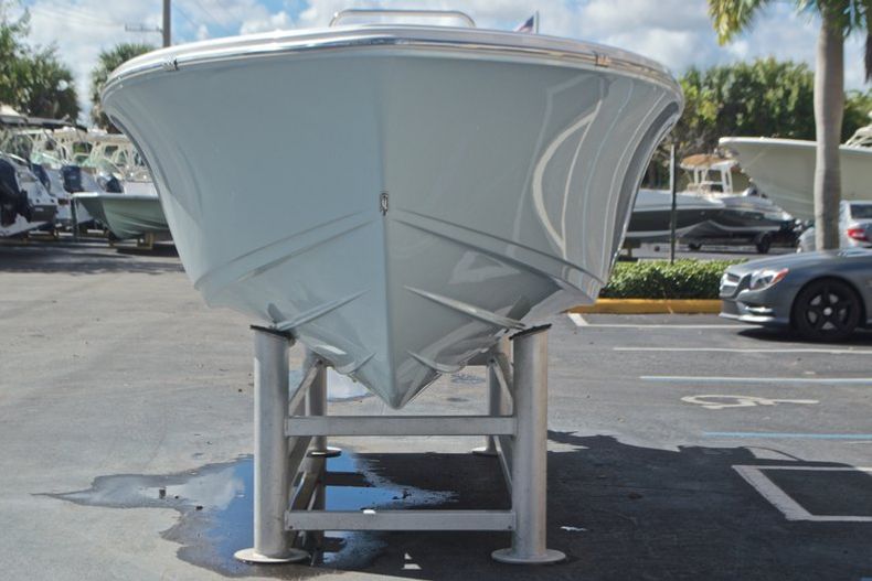 Thumbnail 2 for New 2017 Sportsman 19 Island Reef boat for sale in West Palm Beach, FL