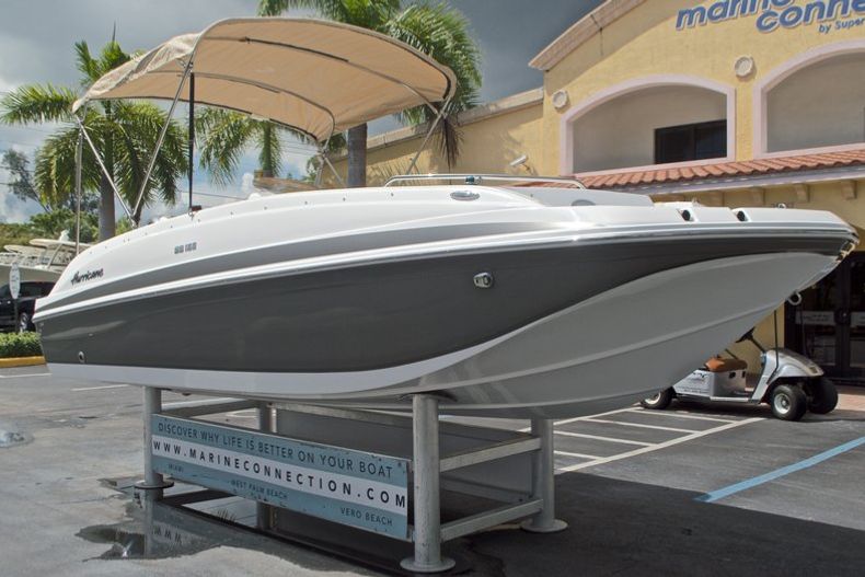Thumbnail 1 for New 2017 Hurricane SunDeck Sport SS 188 OB boat for sale in West Palm Beach, FL