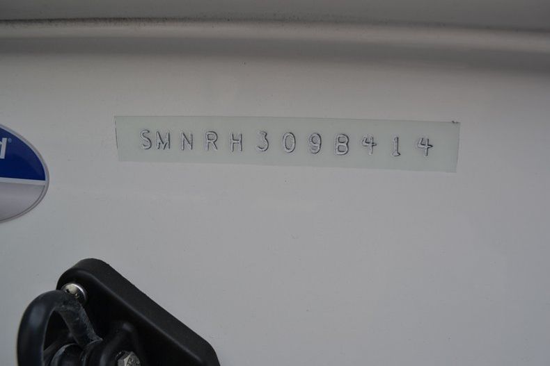 Thumbnail 19 for New 2014 Sportsman Heritage 211 Center Console boat for sale in West Palm Beach, FL
