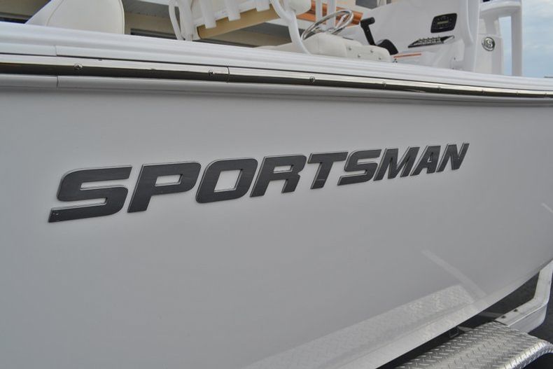 Thumbnail 20 for New 2014 Sportsman Heritage 211 Center Console boat for sale in West Palm Beach, FL