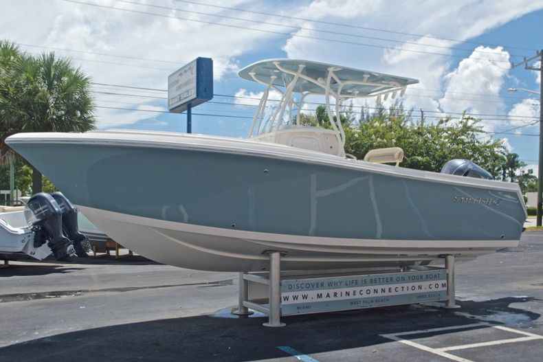 Thumbnail 3 for New 2017 Sailfish 240 CC Center Console boat for sale in Miami, FL