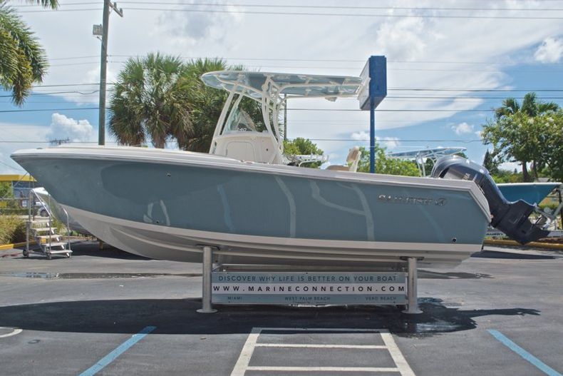 Thumbnail 4 for New 2017 Sailfish 240 CC Center Console boat for sale in Miami, FL