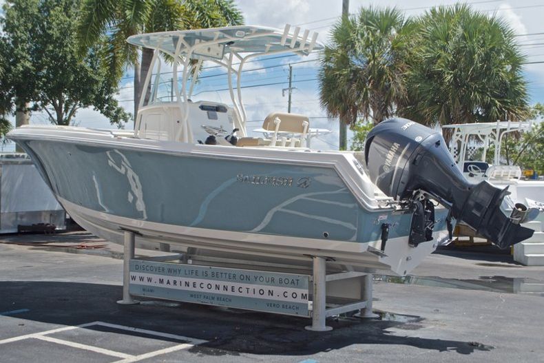 Thumbnail 5 for New 2017 Sailfish 240 CC Center Console boat for sale in Miami, FL