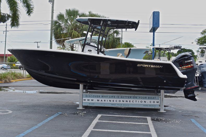 Thumbnail 5 for New 2017 Sportsman Open 232 Center Console boat for sale in West Palm Beach, FL