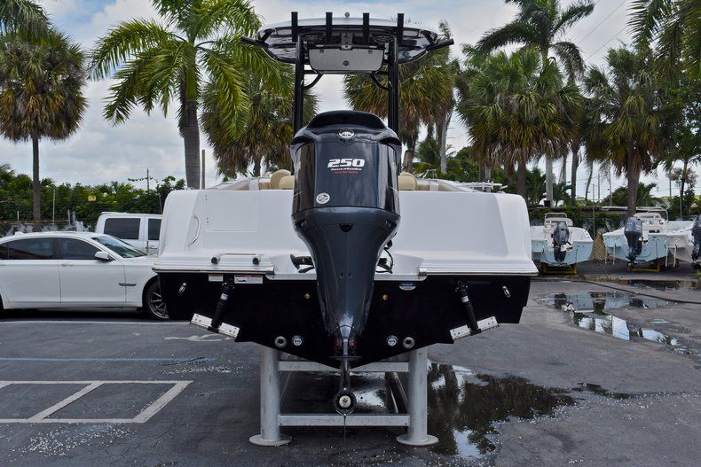 Thumbnail 7 for New 2017 Sportsman Open 232 Center Console boat for sale in West Palm Beach, FL