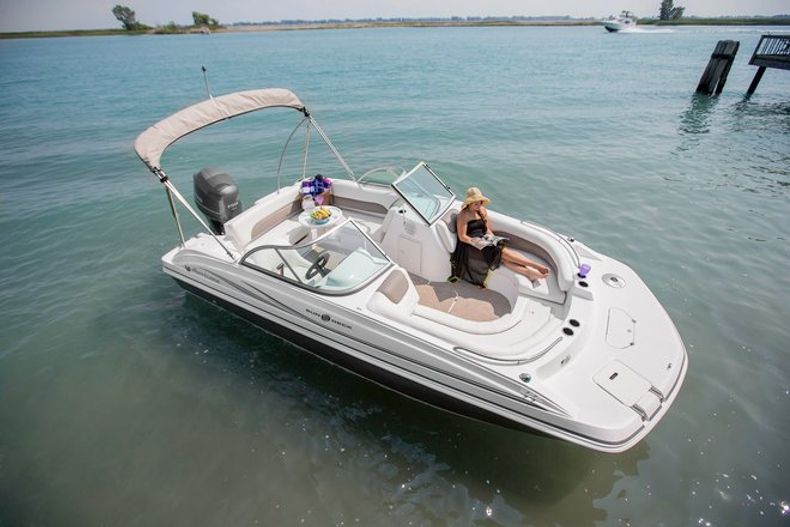 Thumbnail 18 for New 2015 Hurricane SunDeck SD 187 OB boat for sale in Vero Beach, FL