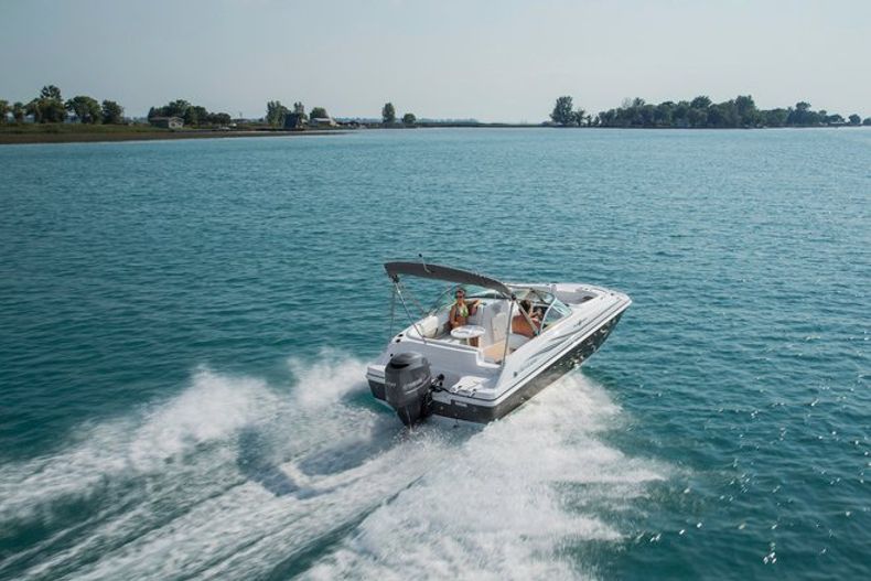 Thumbnail 23 for New 2015 Hurricane SunDeck SD 187 OB boat for sale in Vero Beach, FL
