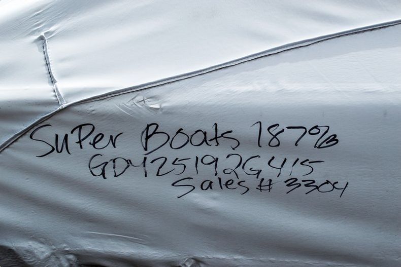Thumbnail 1 for New 2015 Hurricane SunDeck SD 187 OB boat for sale in Vero Beach, FL