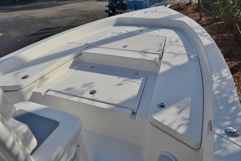 Thumbnail 10 for New 2018 Pathfinder 2400 TRS Bay Boat boat for sale in Vero Beach, FL