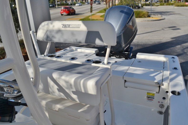 Thumbnail 13 for New 2018 Pathfinder 2400 TRS Bay Boat boat for sale in Vero Beach, FL