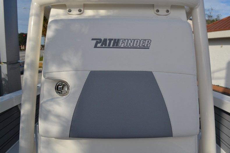 Thumbnail 19 for New 2018 Pathfinder 2400 TRS Bay Boat boat for sale in Vero Beach, FL
