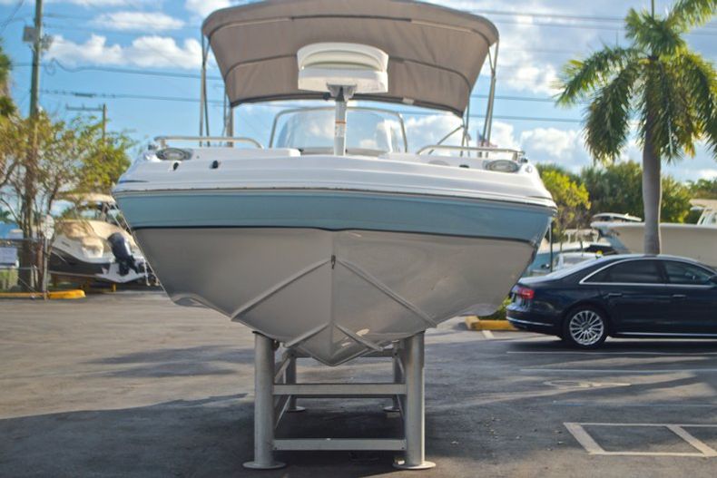 Thumbnail 2 for New 2017 Hurricane Sundeck Sport SS 231 OB boat for sale in West Palm Beach, FL