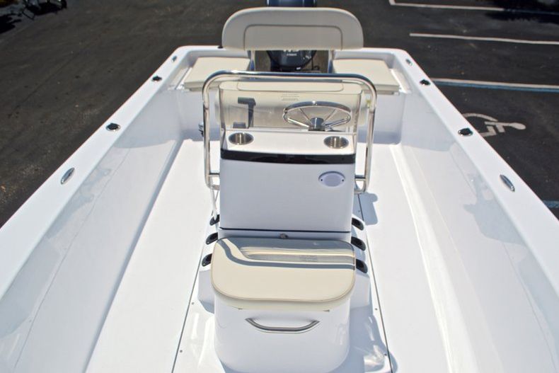 Thumbnail 31 for New 2017 Sportsman 19 Island Reef boat for sale in West Palm Beach, FL
