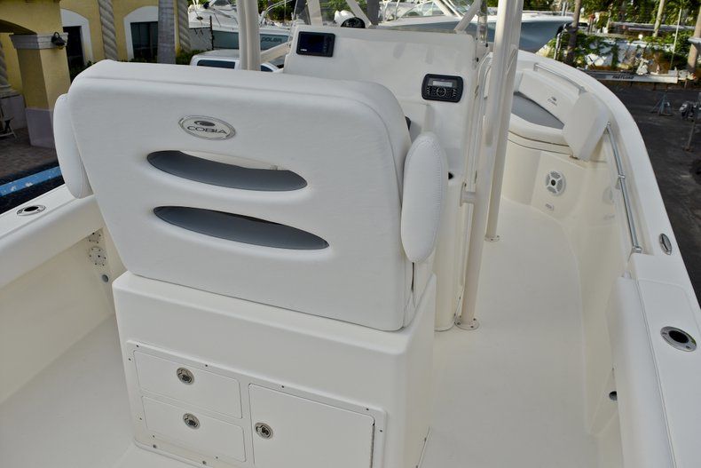 Thumbnail 9 for New 2018 Cobia 220 Center Console boat for sale in West Palm Beach, FL