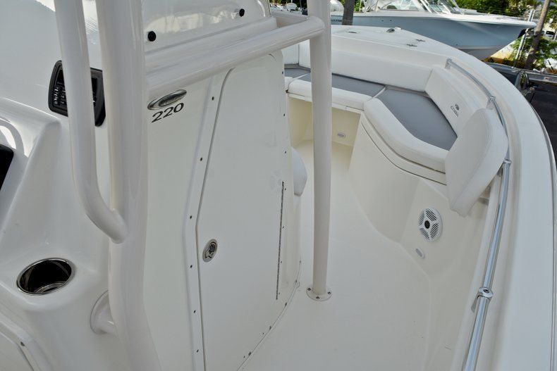 Thumbnail 34 for New 2018 Cobia 220 Center Console boat for sale in West Palm Beach, FL