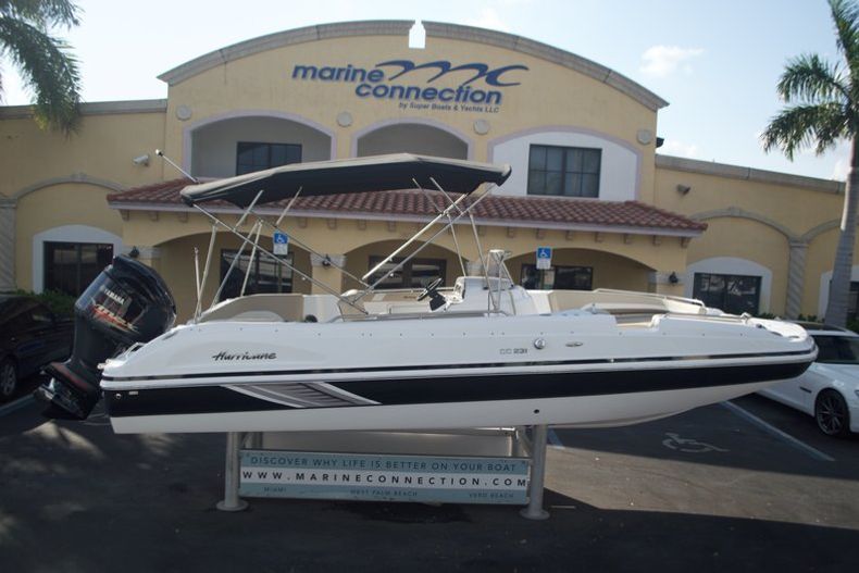 New 2016 Hurricane Sundeck Sport SS 231 OB boat for sale in West Palm Beach, FL