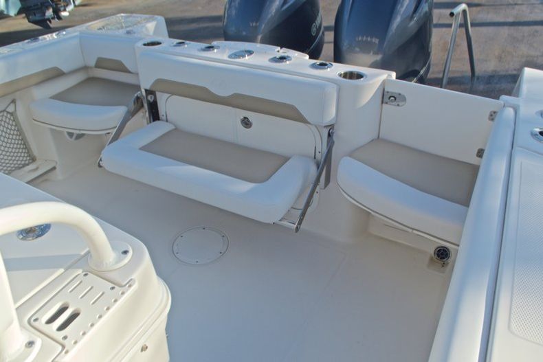 Thumbnail 12 for New 2016 Sailfish 270 CC Center Console boat for sale in Miami, FL
