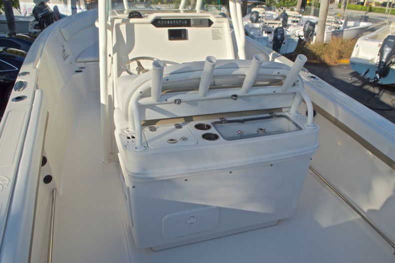 Thumbnail 11 for New 2016 Sailfish 270 CC Center Console boat for sale in Miami, FL