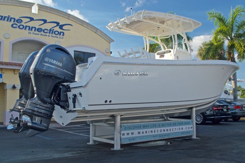 Thumbnail 8 for New 2016 Sailfish 270 CC Center Console boat for sale in Miami, FL