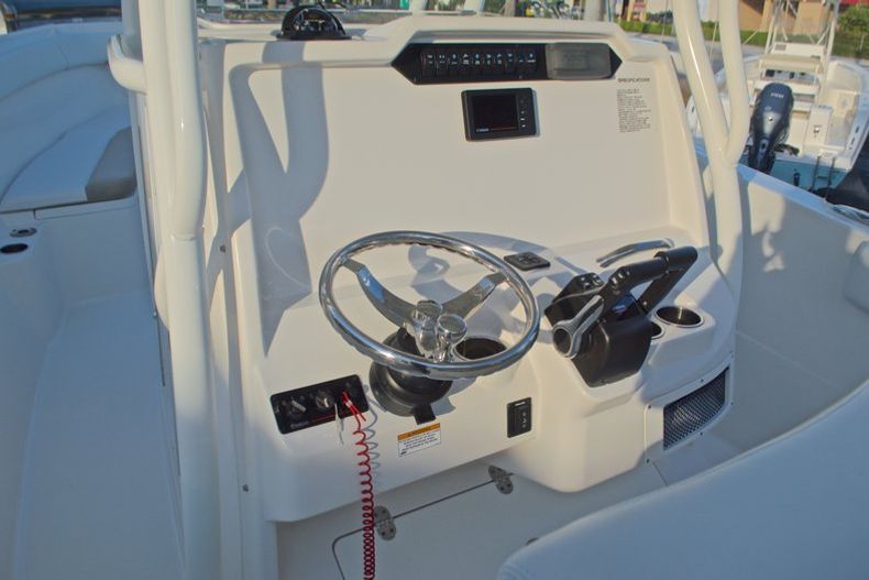 Thumbnail 42 for New 2016 Sailfish 270 CC Center Console boat for sale in Miami, FL