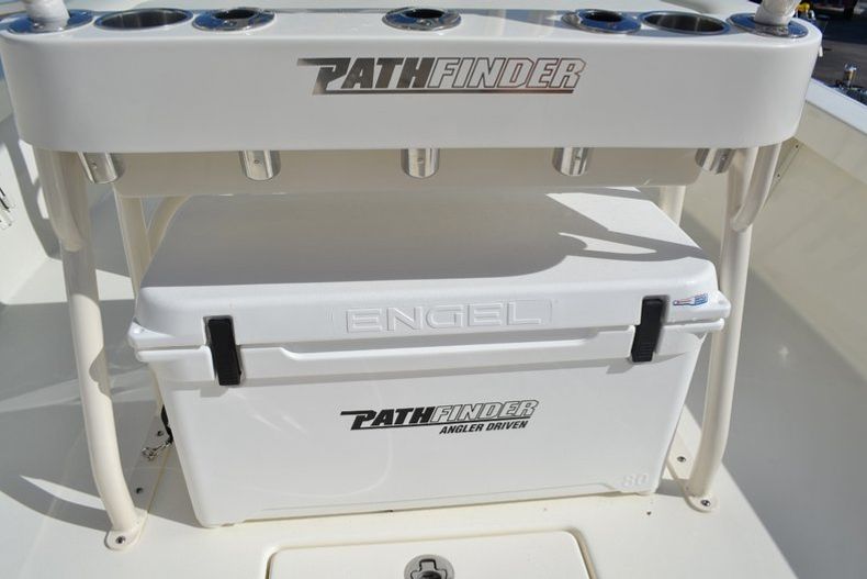Thumbnail 22 for New 2016 Pathfinder 2400 TRS Bay Boat boat for sale in Vero Beach, FL