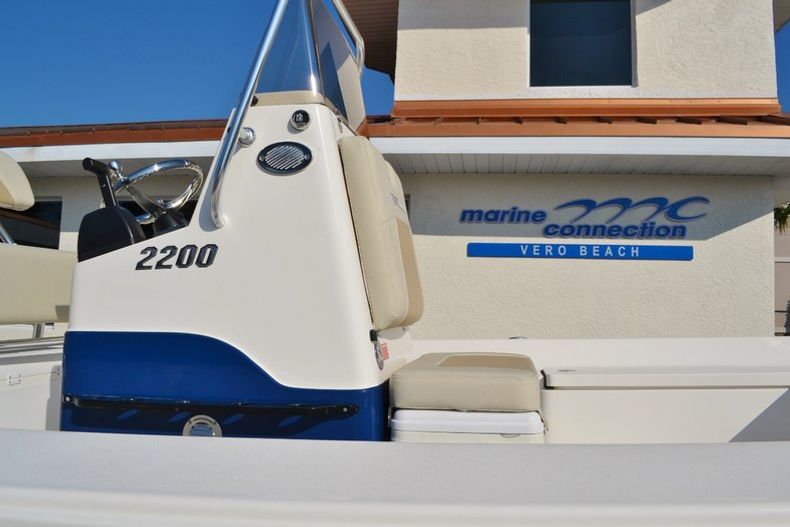 Thumbnail 10 for New 2014 Pathfinder 2200 TRS Bay Boat boat for sale in Vero Beach, FL