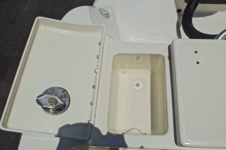 Thumbnail 21 for Used 2008 Hydra-Sports 2500 Vector Center Console boat for sale in West Palm Beach, FL
