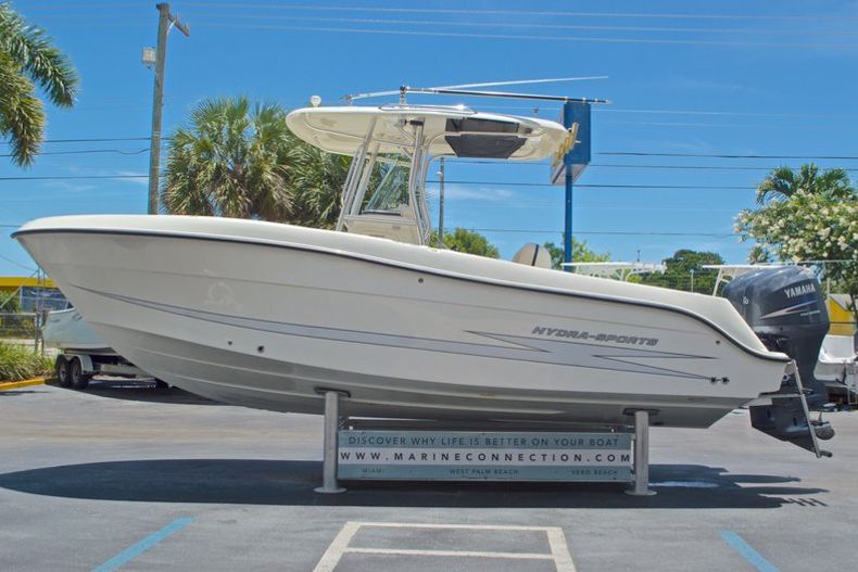 Thumbnail 5 for Used 2008 Hydra-Sports 2500 Vector Center Console boat for sale in West Palm Beach, FL