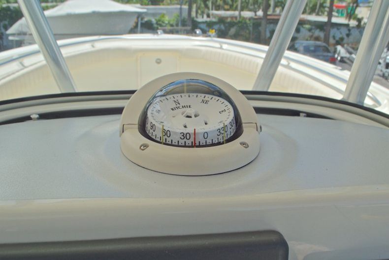 Thumbnail 37 for Used 2008 Hydra-Sports 2500 Vector Center Console boat for sale in West Palm Beach, FL