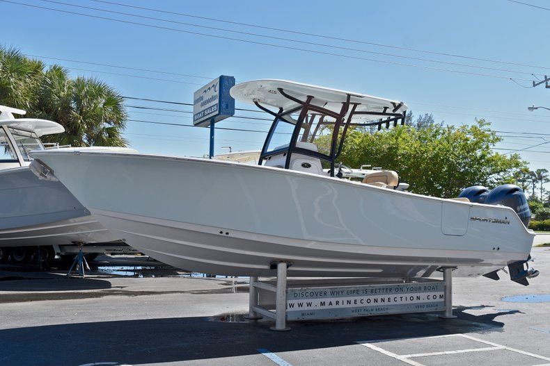 Thumbnail 3 for New 2018 Sportsman Heritage 251 Center Console boat for sale in West Palm Beach, FL