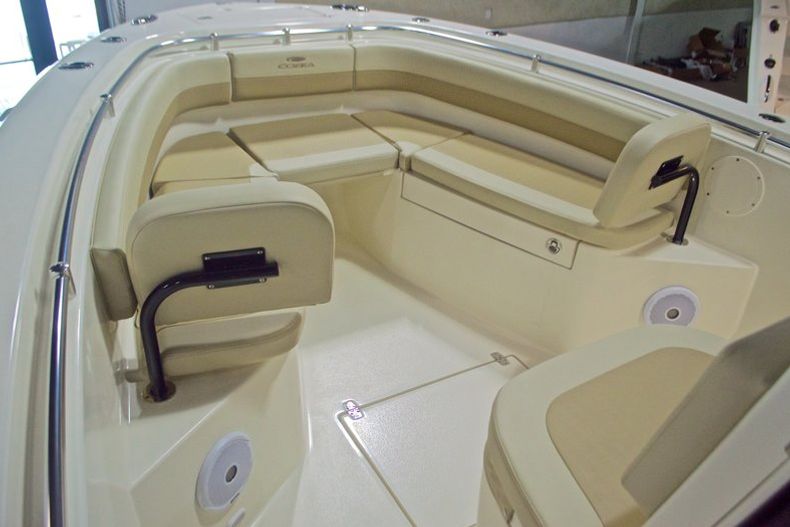 Thumbnail 44 for New 2017 Cobia 261 Center Console boat for sale in West Palm Beach, FL
