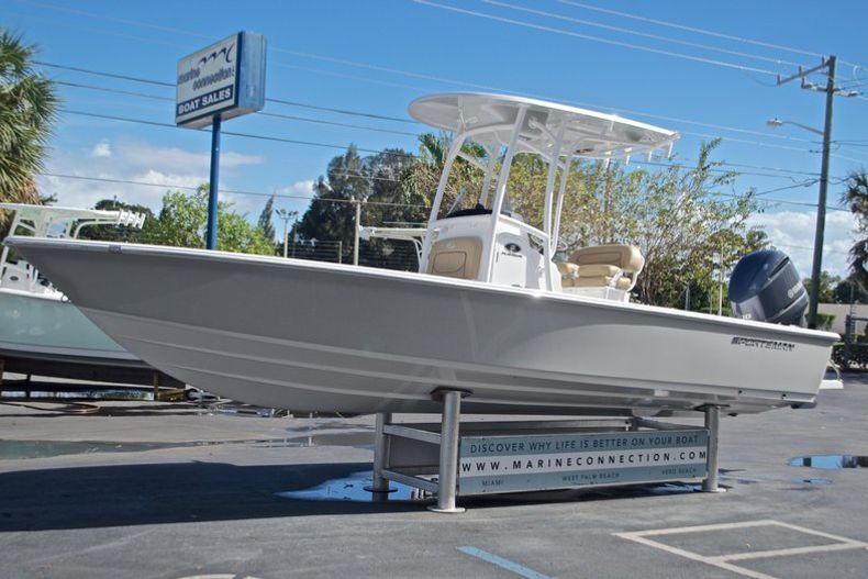 Thumbnail 4 for New 2017 Sportsman Masters 247 Bay Boat boat for sale in West Palm Beach, FL