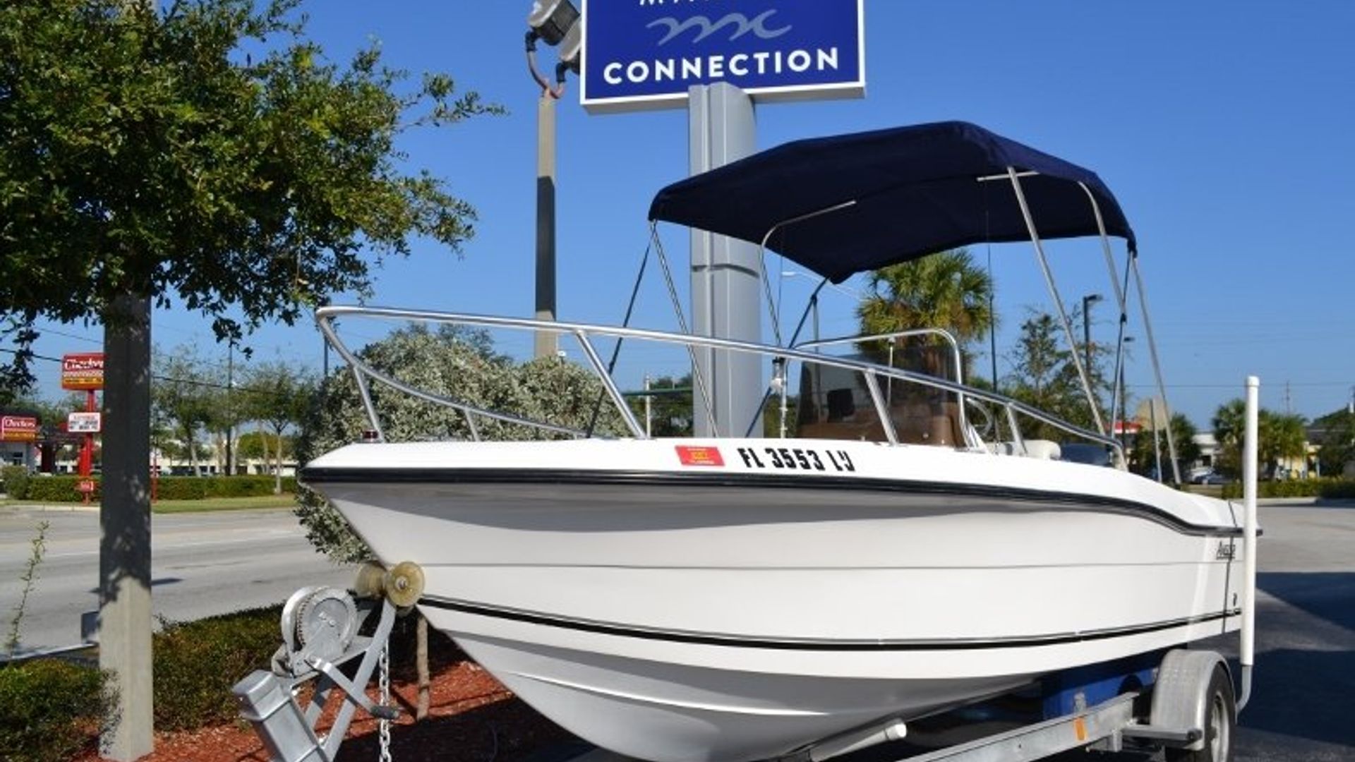 Used 2002 Angler 18 Center Console #0104 image 2