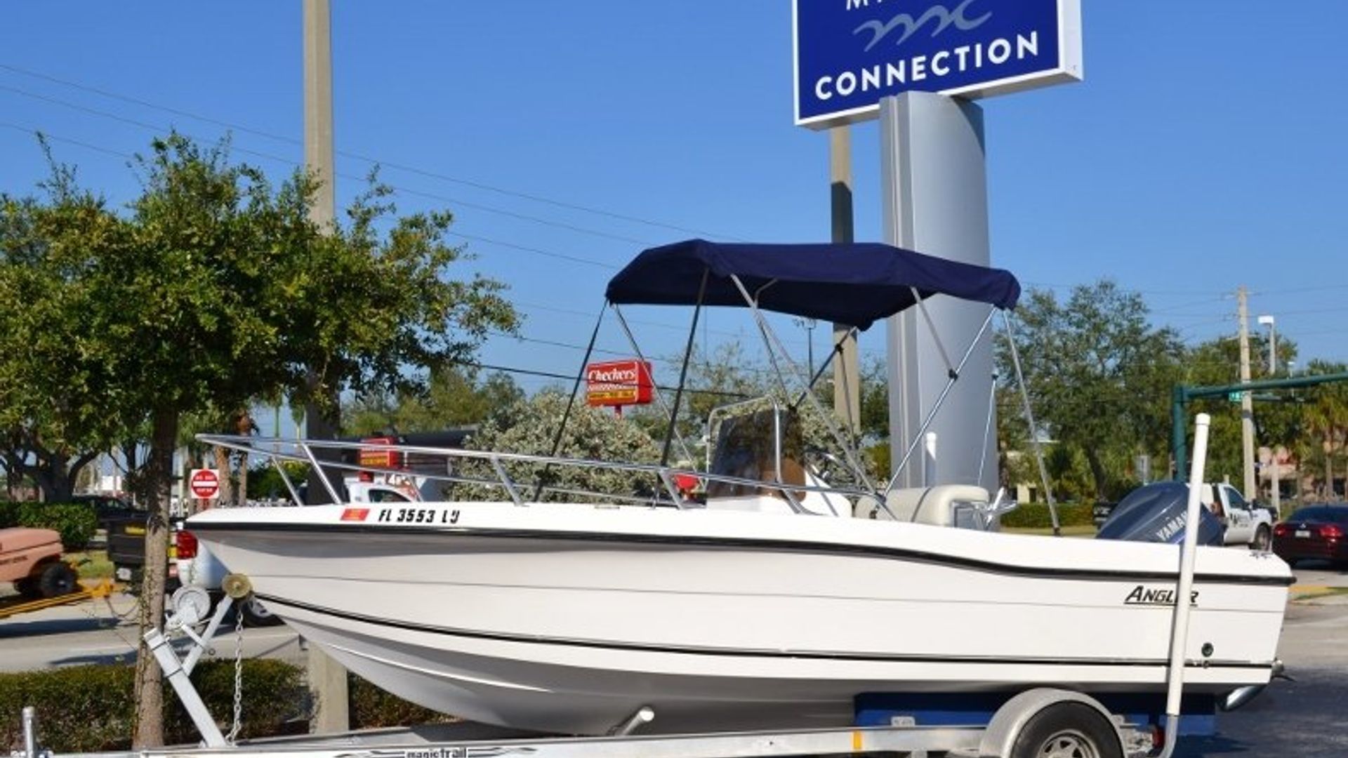 Used 2002 Angler 18 Center Console #0104 image 1