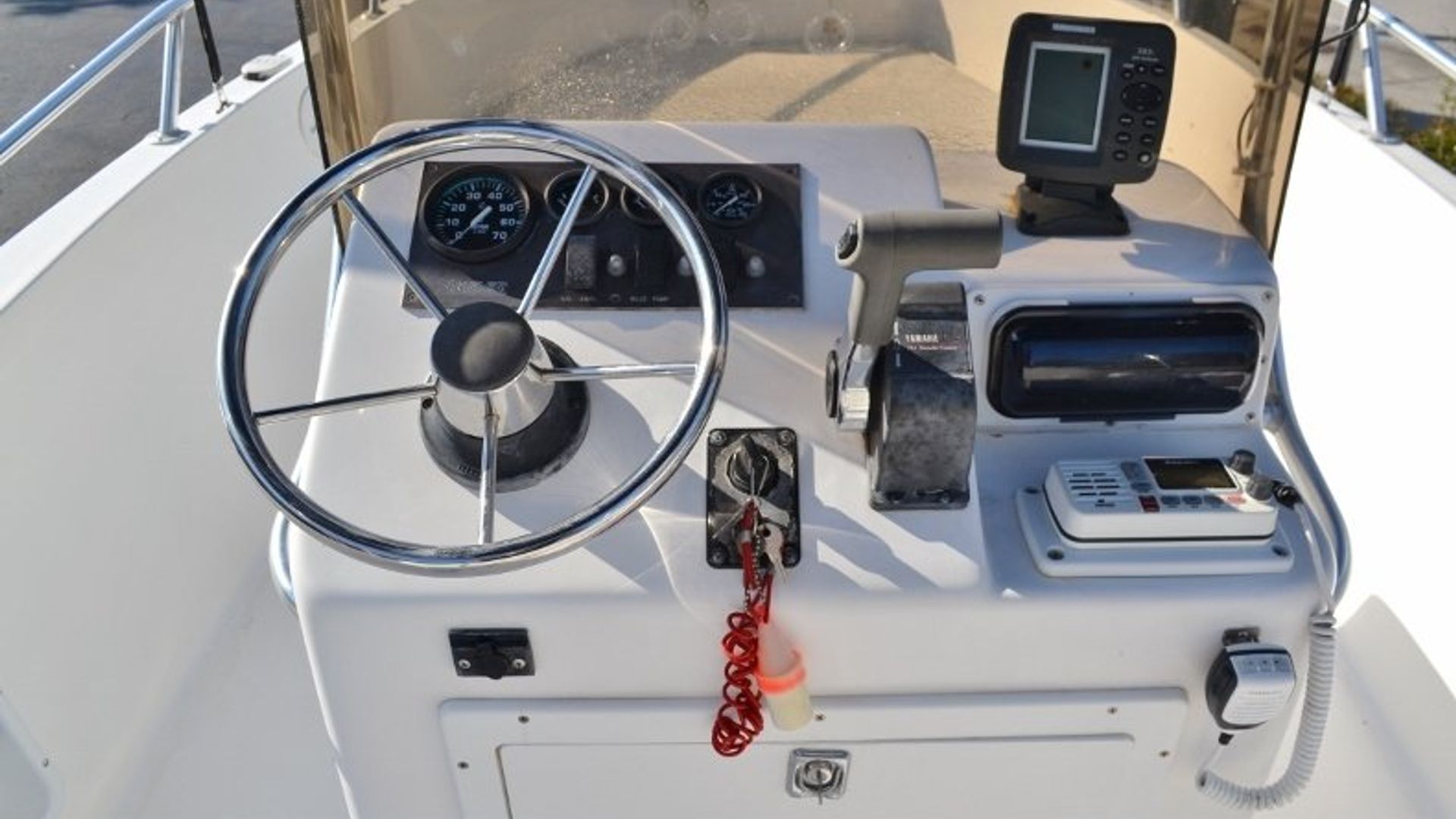 Used 2002 Angler 18 Center Console #0104 image 9