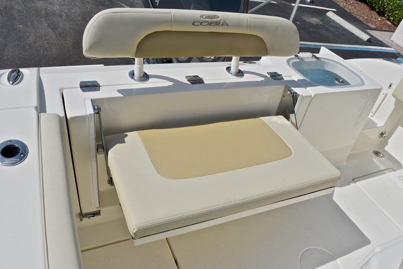 Thumbnail 12 for New 2018 Cobia 237 Center Console boat for sale in West Palm Beach, FL