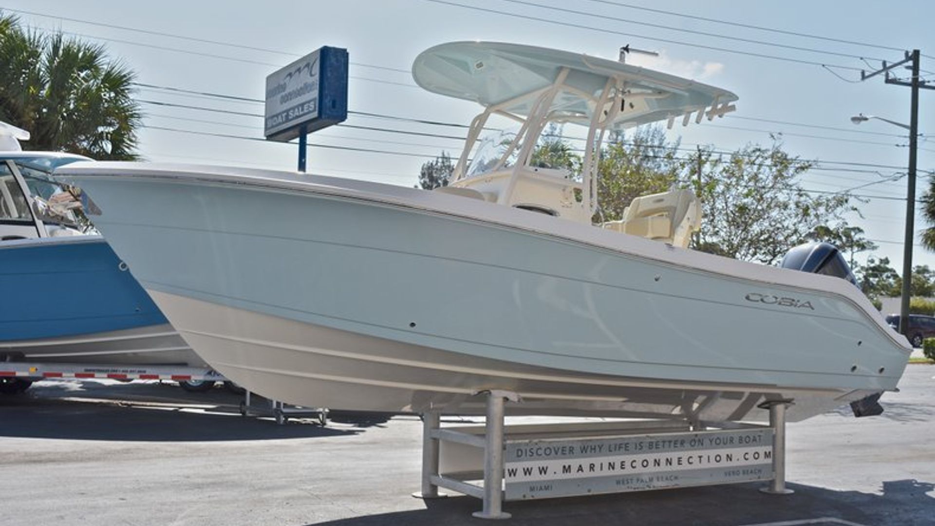 New 2018 Cobia 237 Center Console #P008 image 6