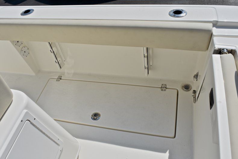 Thumbnail 15 for New 2018 Cobia 237 Center Console boat for sale in West Palm Beach, FL