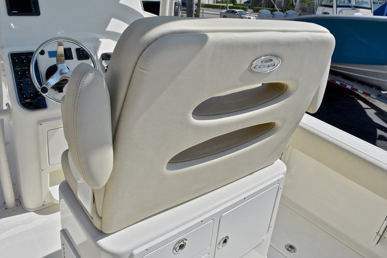 Thumbnail 21 for New 2018 Cobia 237 Center Console boat for sale in West Palm Beach, FL
