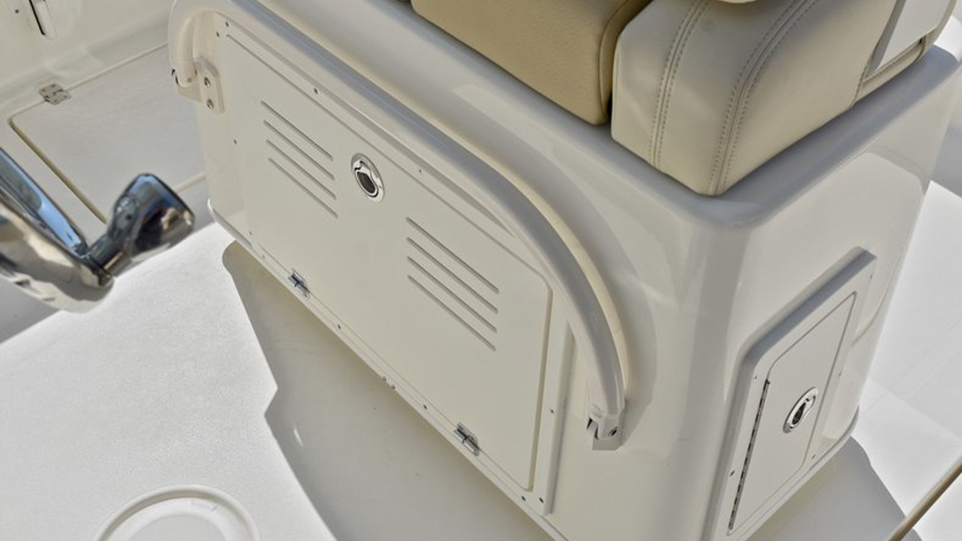 New 2018 Cobia 237 Center Console #P008 image 29