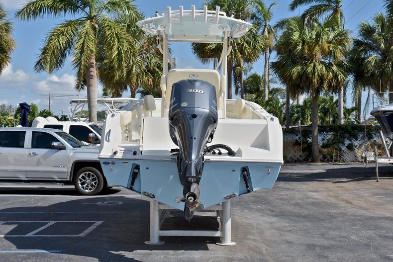 Thumbnail 7 for New 2018 Cobia 237 Center Console boat for sale in West Palm Beach, FL